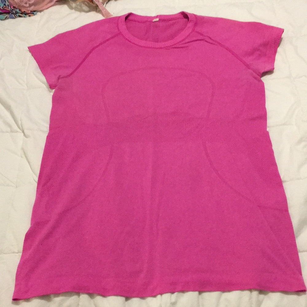 Lululemon Run Swift Shirt Size 10 Pink